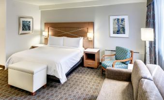 DoubleTree by Hilton Hotel Milwaukee Downtown