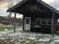 TUG HiLL Cabin on Twin Pond Farm