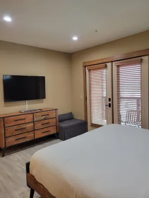 Cozy Slope Studio