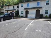 Serenity in Paradise Hotels near Coastal Discovery Museum