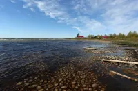 Secluded Ocqueoc River House