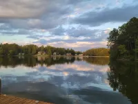 5 bdrm Lakefront Home-private lake! Accommodates 2-15 guests, great fishing too.