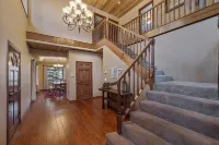 Fun Family Cabin in the Heart of the Lost Sierra w/ BBQ, Games and Tons of Space