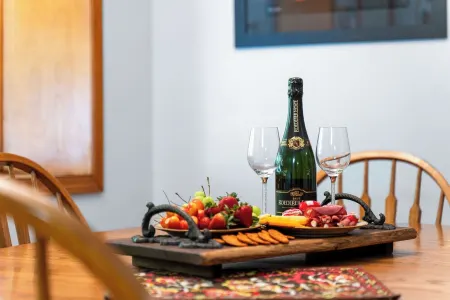 Flag Springs House - only 20 minutes from Branson