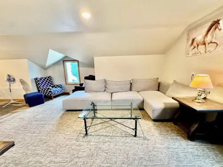 Reel Paradise - Entire Home