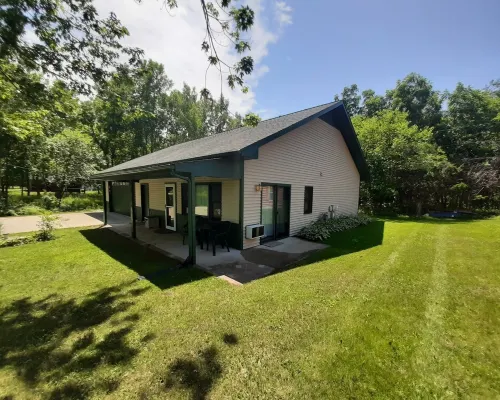 Green Lake View Cottage Hotels in Green Lake County