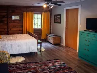 Cozy Loft Cabin high above Bashakill Wildlife Refuge Hotels in Mamakating