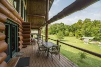 3 acre Lake, Farm Animals Petting Zoo, Horses and Horseback Riding, Room to roam