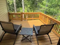 Riverside Retreat: Beautiful River Views & Pet Friendly Hotels in Lake County