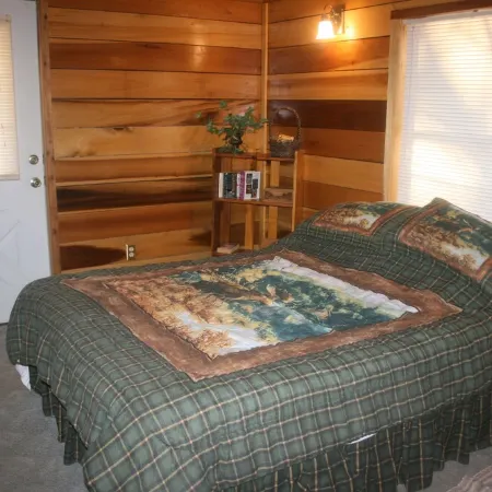 Private, Secluded, Relaxing Cabin. 1853Ask about Wedding Opportunities!