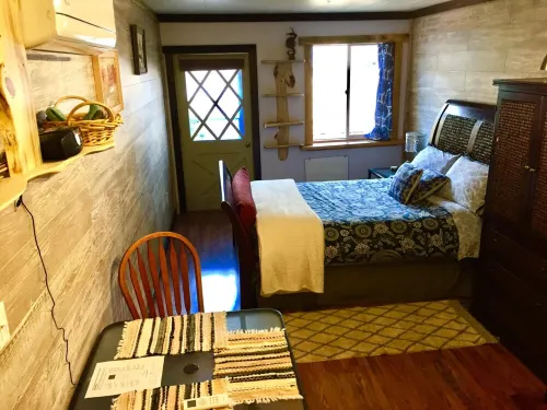 Small studio in the quite neighbourhood.