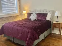 Historic downtown apartment on main street Hotels in Crowley