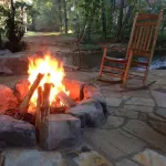 Luxury Cabin On The Chattahoochee River - Short Walk To Downtown Helen