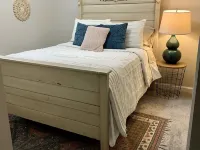Newly Renovated and Ideally Located Near Campus and Downtown. High speed Wifi Hotels in Cunningham Township
