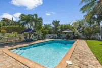 Have fun with the whole family at this beautiful Florida home. - Pools