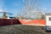 You and Fido welcome here! 海倫娜住宿飯店