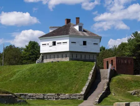 Amazing harbor/ocean views of Pepperrell Cove