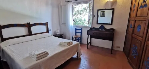 Detached villa with large terrace with sea view - 200 mt from the sea