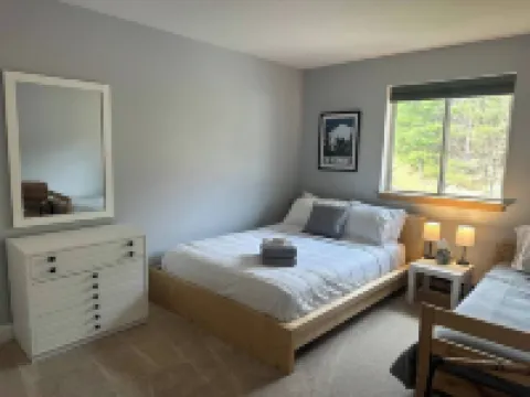 Sugarbush Mountainside Retreat - Ski in ski out