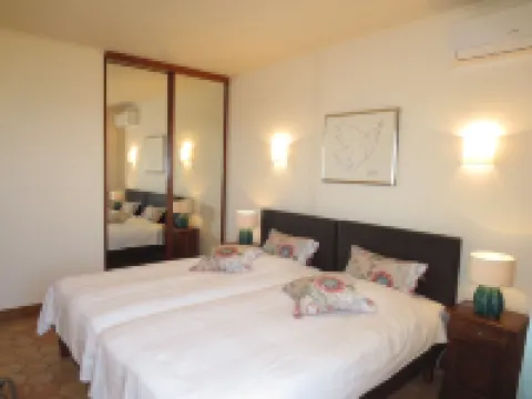 Luxury villa, heated pool, panoramic sea view, air conditionin