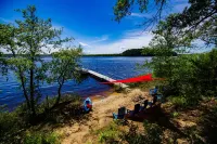 Upper Dells Riverfront / Private Dock / Kayaks / Firepit