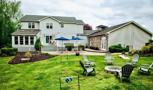 UNIQUE STAY, HOT TUB, MOVIE THEATER, BAR, GYM