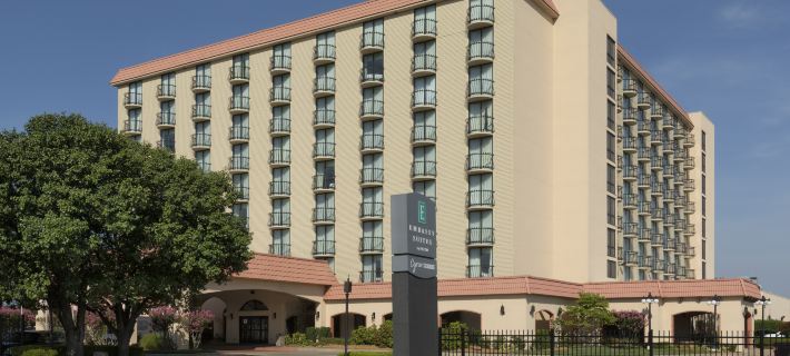 Embassy Suites by Hilton Tulsa I-44 Отели в г. Талса