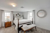 Apple Blossom Suite /Cozy Family Friendly Farm Stay/4 Bedrooms