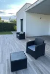 Villa with swimming pool 5 minutes walk from Mas Pinell beach!