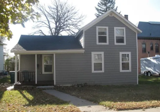 Sportsman's Country Lodge: The Roost 奧頓維爾住宿飯店