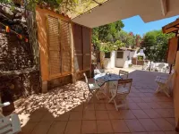 Panoramic, Independent by the sea direct access to the beach Hotel in zona Cala Luna