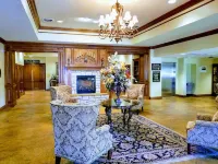 Lakefront Private Resort, Stunning Condo w/golf view, Dog friendly! NO fees!