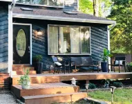 Light & airy home w/private hot tub on golf course