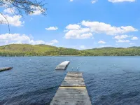 Beautiful Sacandaga Lake Cabin in Adirondacks w/ private lake access Hotels in Day