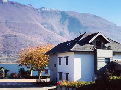 Duplex lake hazelnut, lake view Hotels near Plage de Doussard