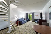 DoubleTree by Hilton Washington Meadow Lands Casino Area - Balcony