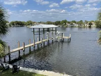 Homosassa River Camp - Waterfront Retreat on the Main River - 4-Star