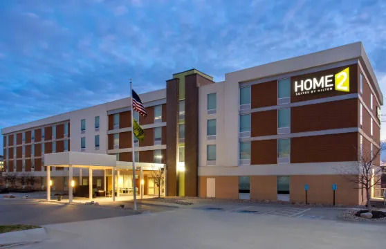 奧馬哈西部希爾頓惠庭套房酒店