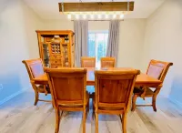 Cozy Stays King Size Bed Full Kitchen Work