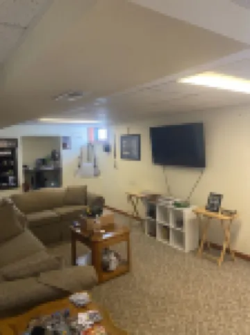 3 bedroom/2 bath home; close to EAA. Large kitchen and outside deck area.