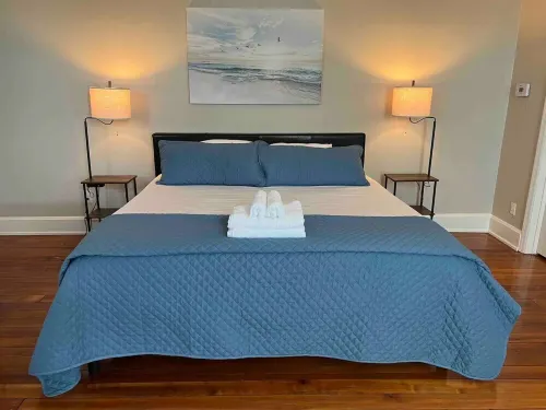 Historic Loft in Frankfort Entertainment District