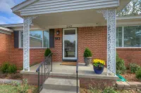 Ideal Location-Across From Expo Center