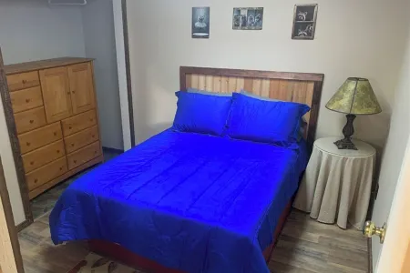 Charming Hideaway suite in the heart of the PA Grand Canyon with AC, WiFi