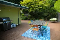 Serene Mid-Century Retreat Các khách sạn gần Richmond Beach Community Park