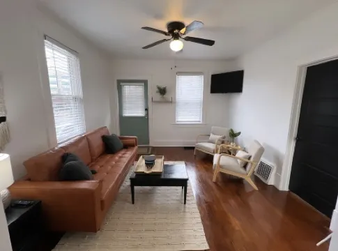 Charming home next to hospital