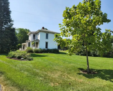 "The Love Shack" For Couples - Private Hot Tub, Meals, Pampering, Pet Sitting! 卡斯科酒店