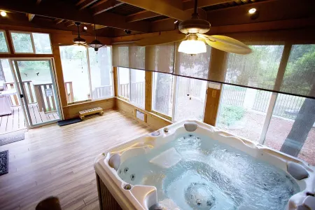 Tranquil Texoma Lake House w/ private lake on .5 acres & steps from Lake Texoma