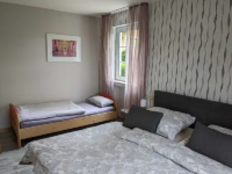 Modern vacation apartment in Bitburg-Stadt, with its own outdoor wellness area ビットブルクのホテル