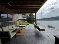 The Lake House on Otisco Lake, stunning family getaway Hotele w: Otisco