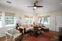 Tranquil Beauty-Private Pool - Outside Lanai-Beaches Nearby - プライペートプール